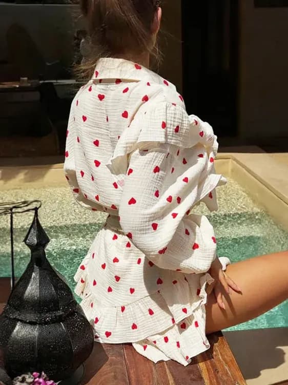 Женские шорты Bornladies принт Love