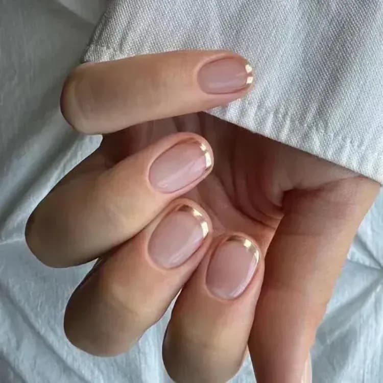 Белые накладные ногти френч Qsezeny