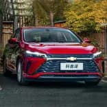 Миниатюра Седан Chevrolet Monza 2023 вид