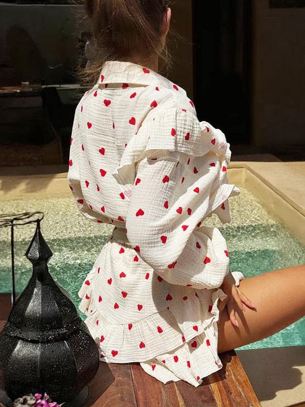 Женские шорты Bornladies принт Love